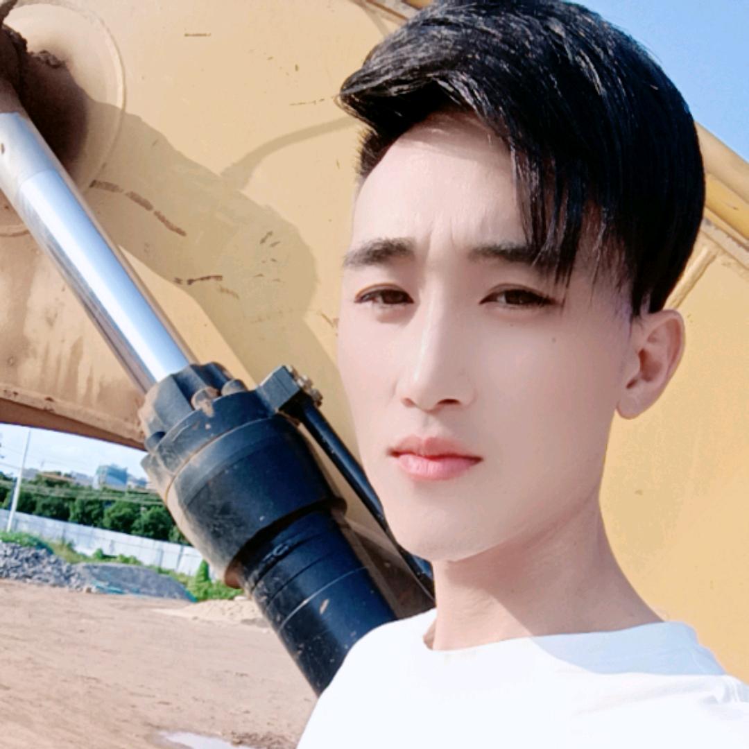 杨战神《单亲爸爸》