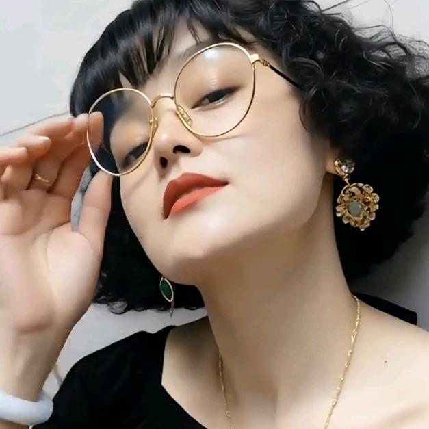 王桥英