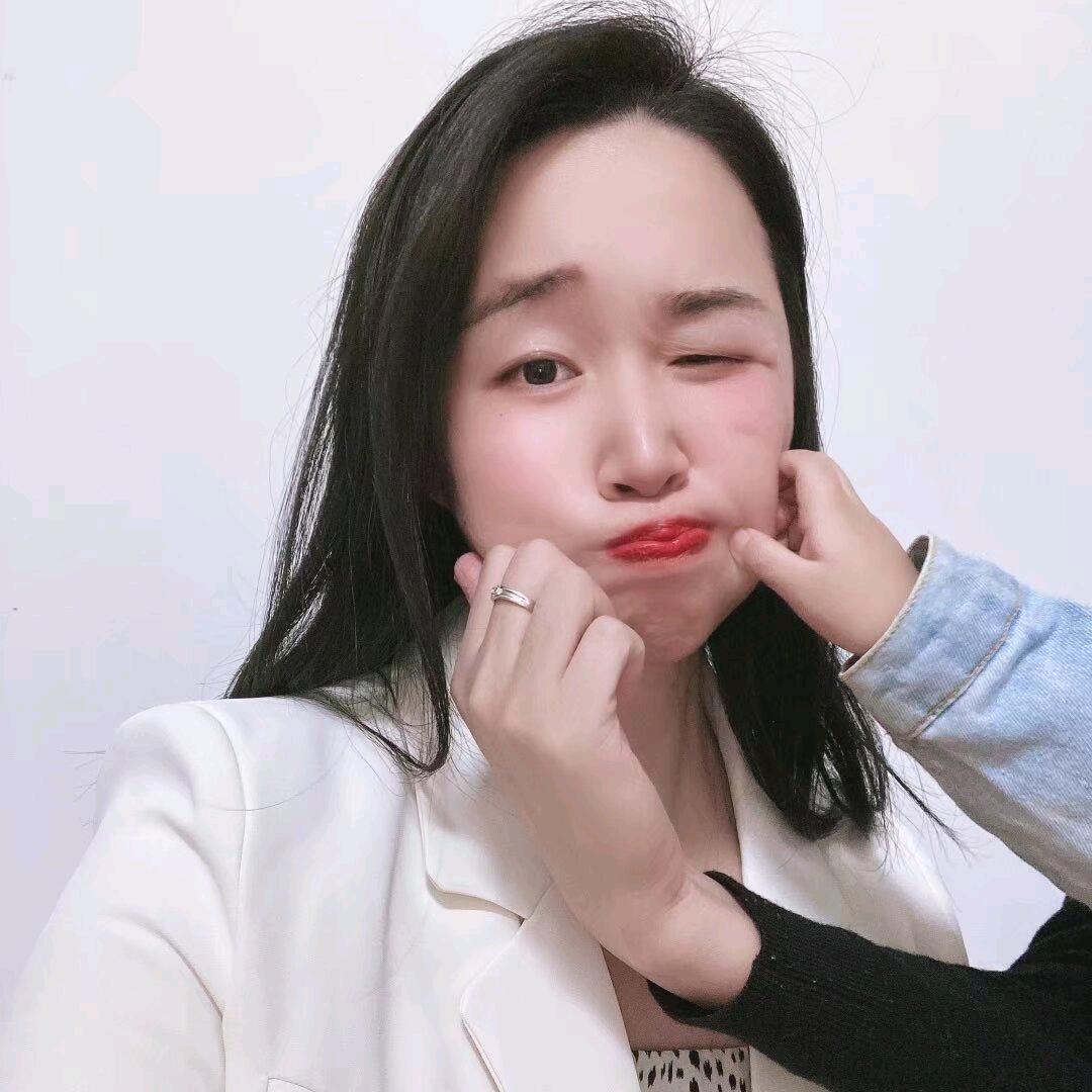 是嘉宝吖