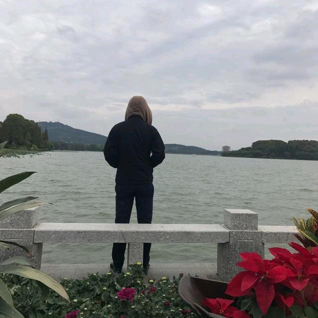 张洲