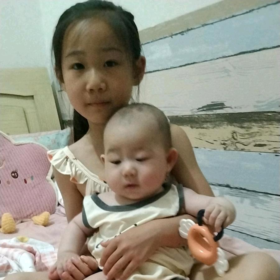 小敏在努力(二胎宝妈)