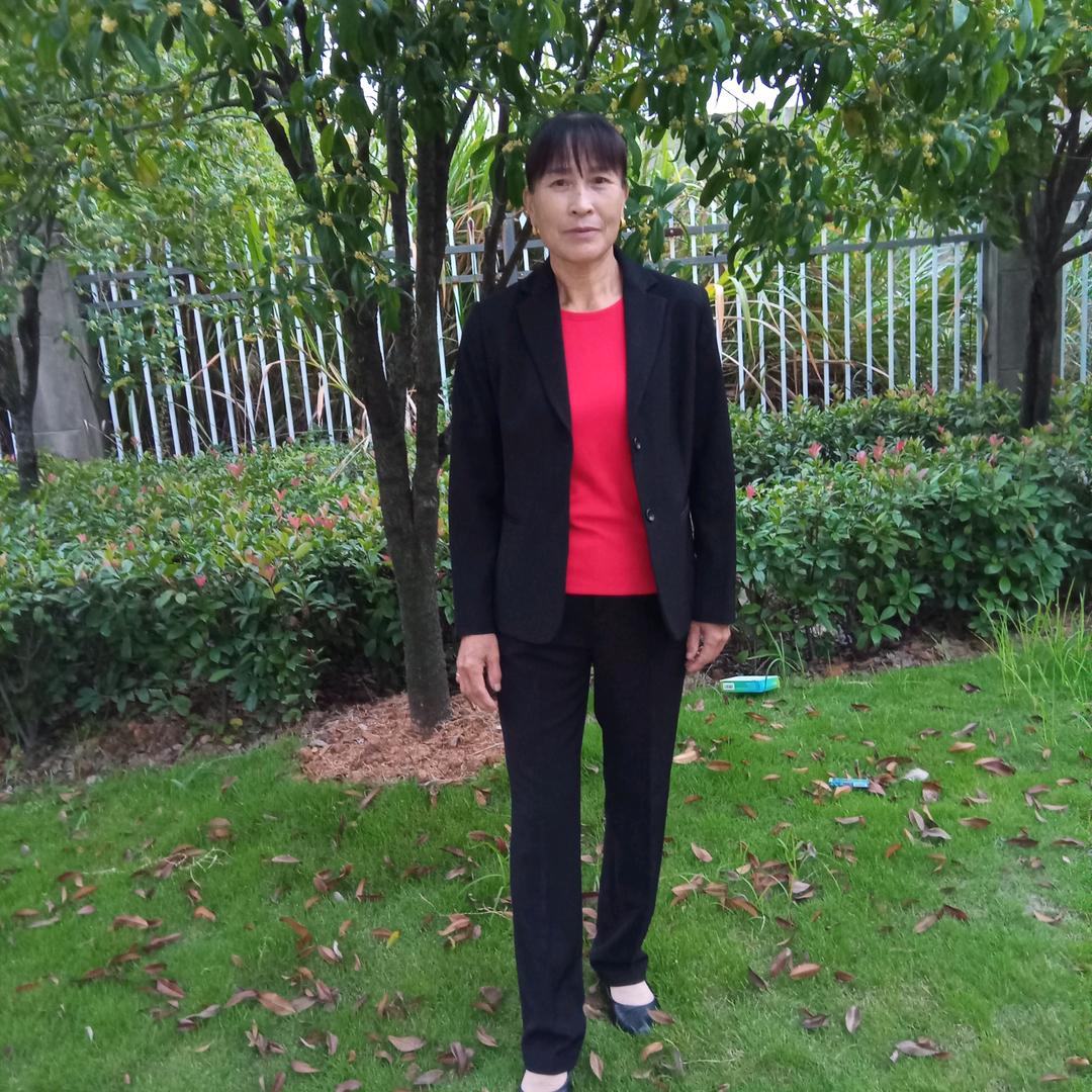 女士