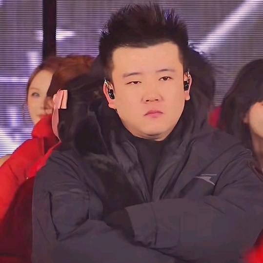 ✨༺༃铁🎤╭ᰩ ᭄柱༃༻✨💍