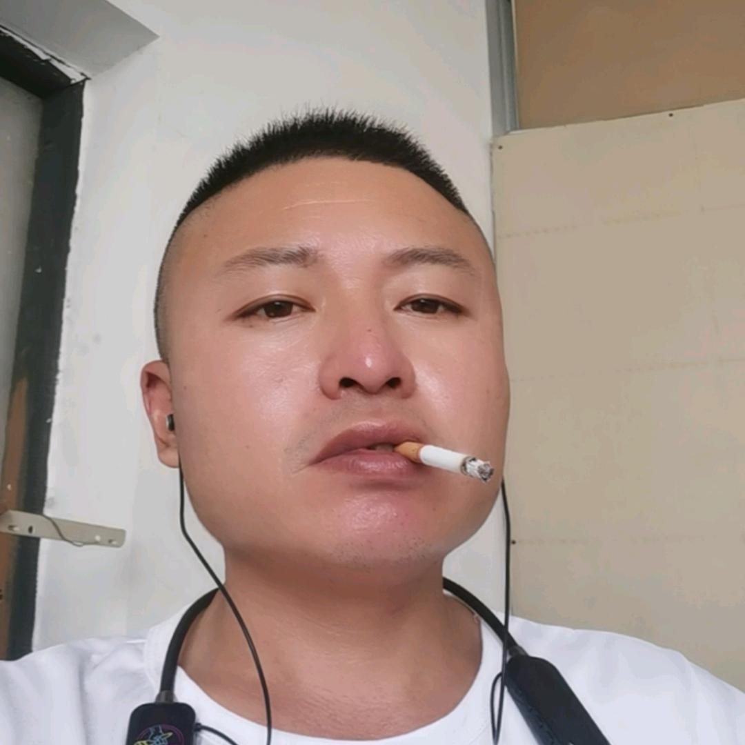 默默无闻