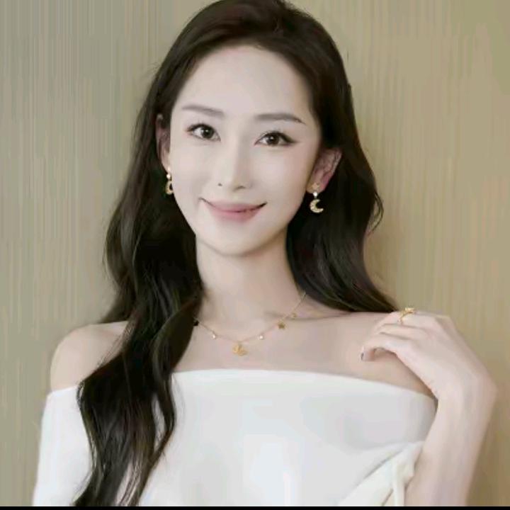 LULU高定饰服（精选爆款）