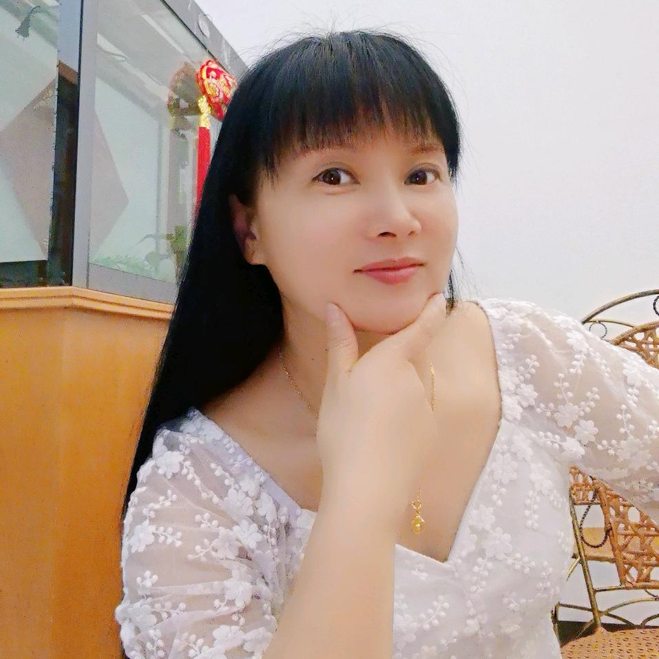 艺莲唱歌