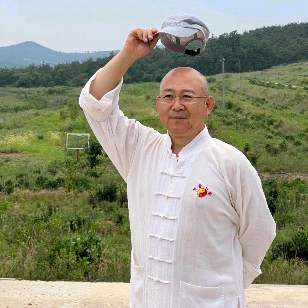 谷神走街串巷