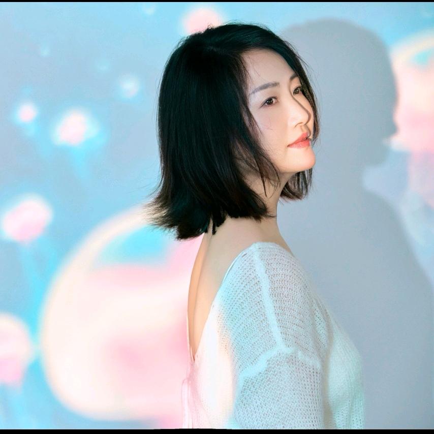 默默💫