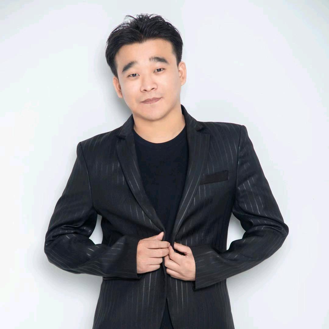辉宇