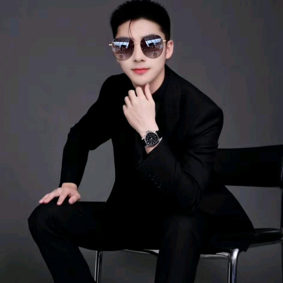 卖饮料的曾先生