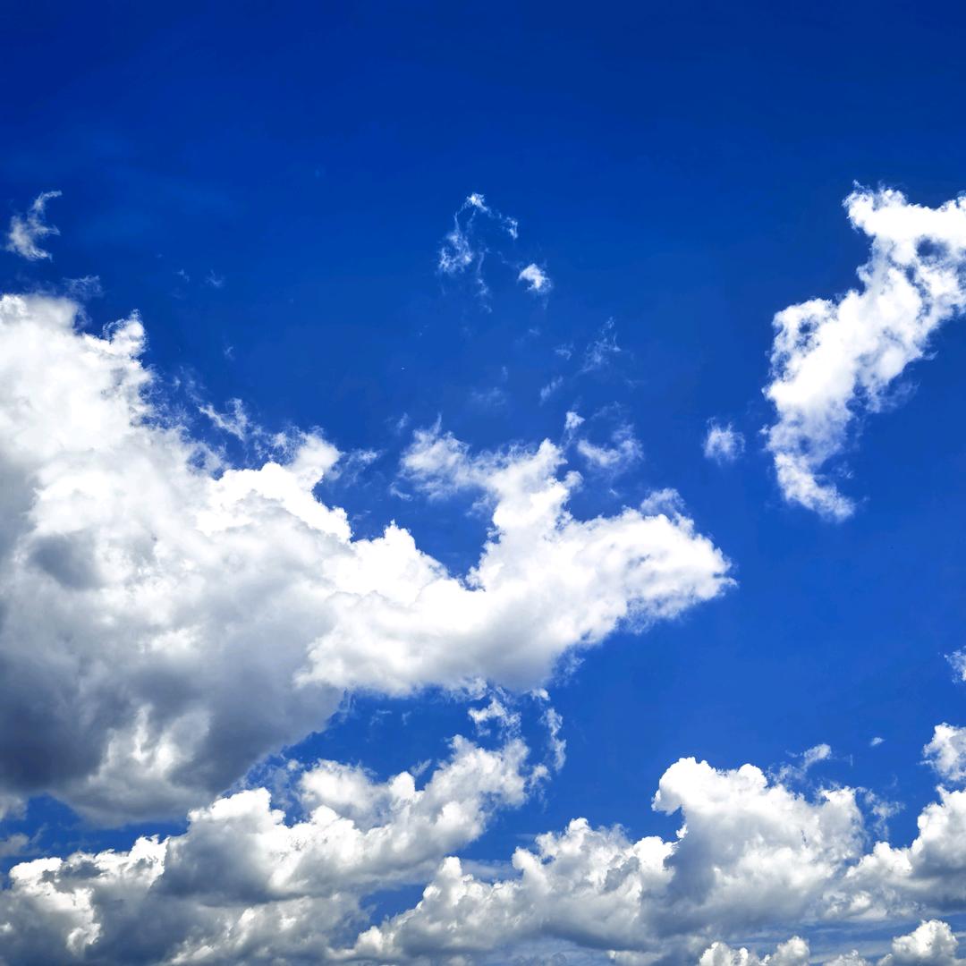 天空**