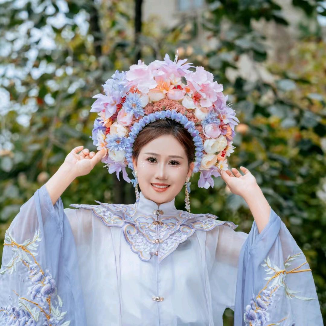 麦麦(越南女孩)