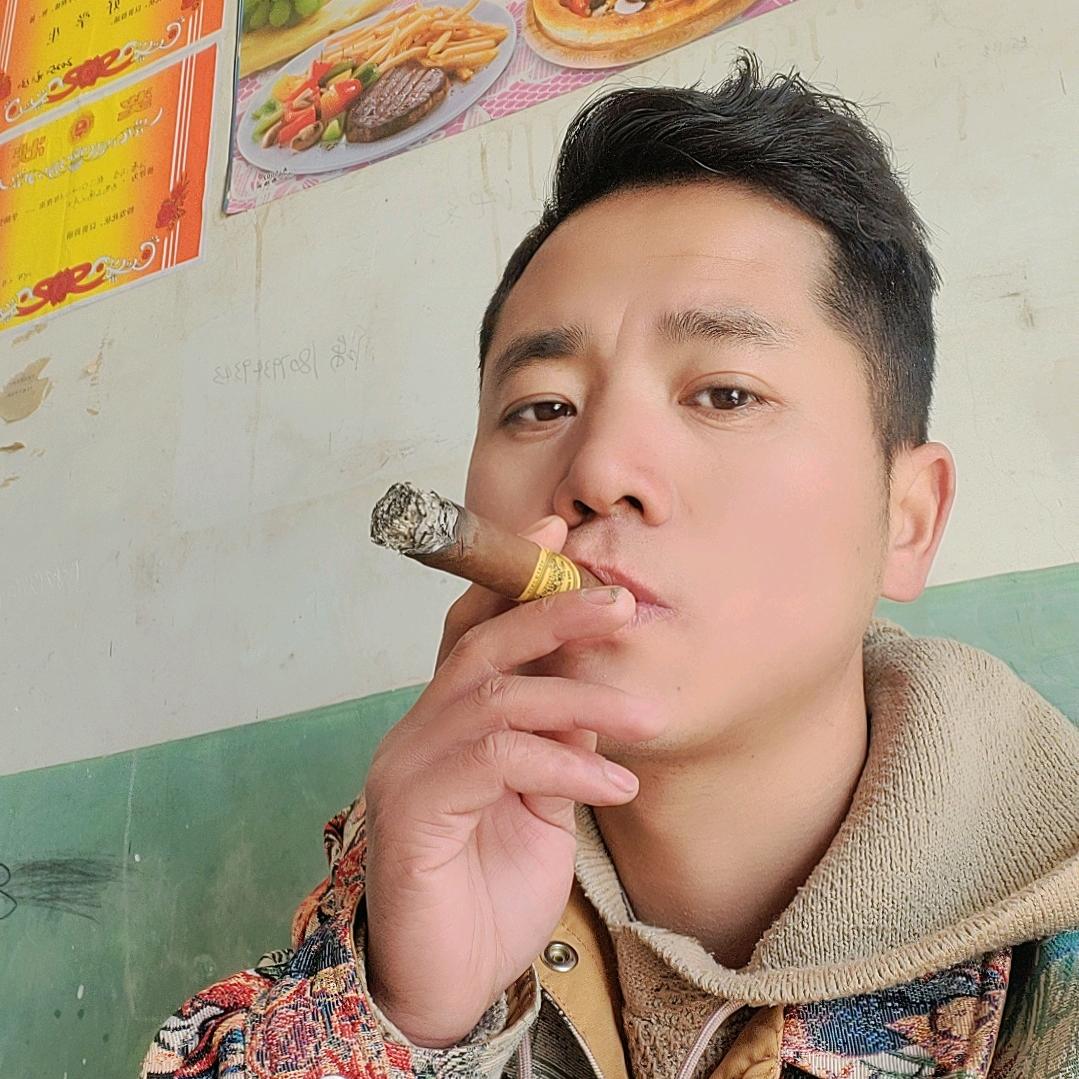 @爱美芝心音乐，@转角网咖台球俱乐部