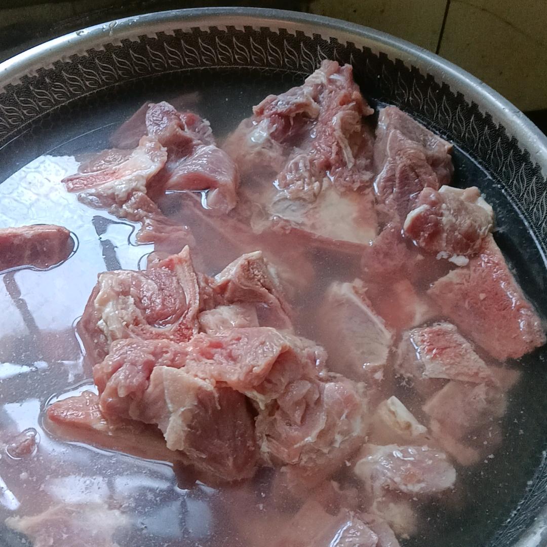 农村的人可怜看不都看不起