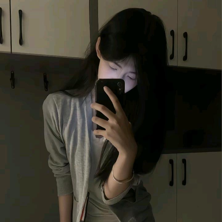 思思很甜