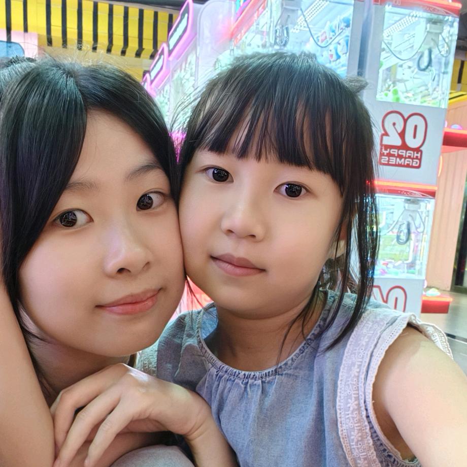 开心的一家人