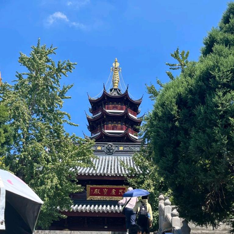 小圆球童装屋