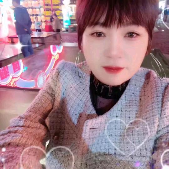 ✘✘开开心心❤️