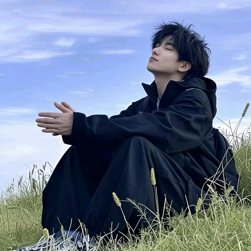 ༺ᐝ啥也不是⁵²º࿐✨