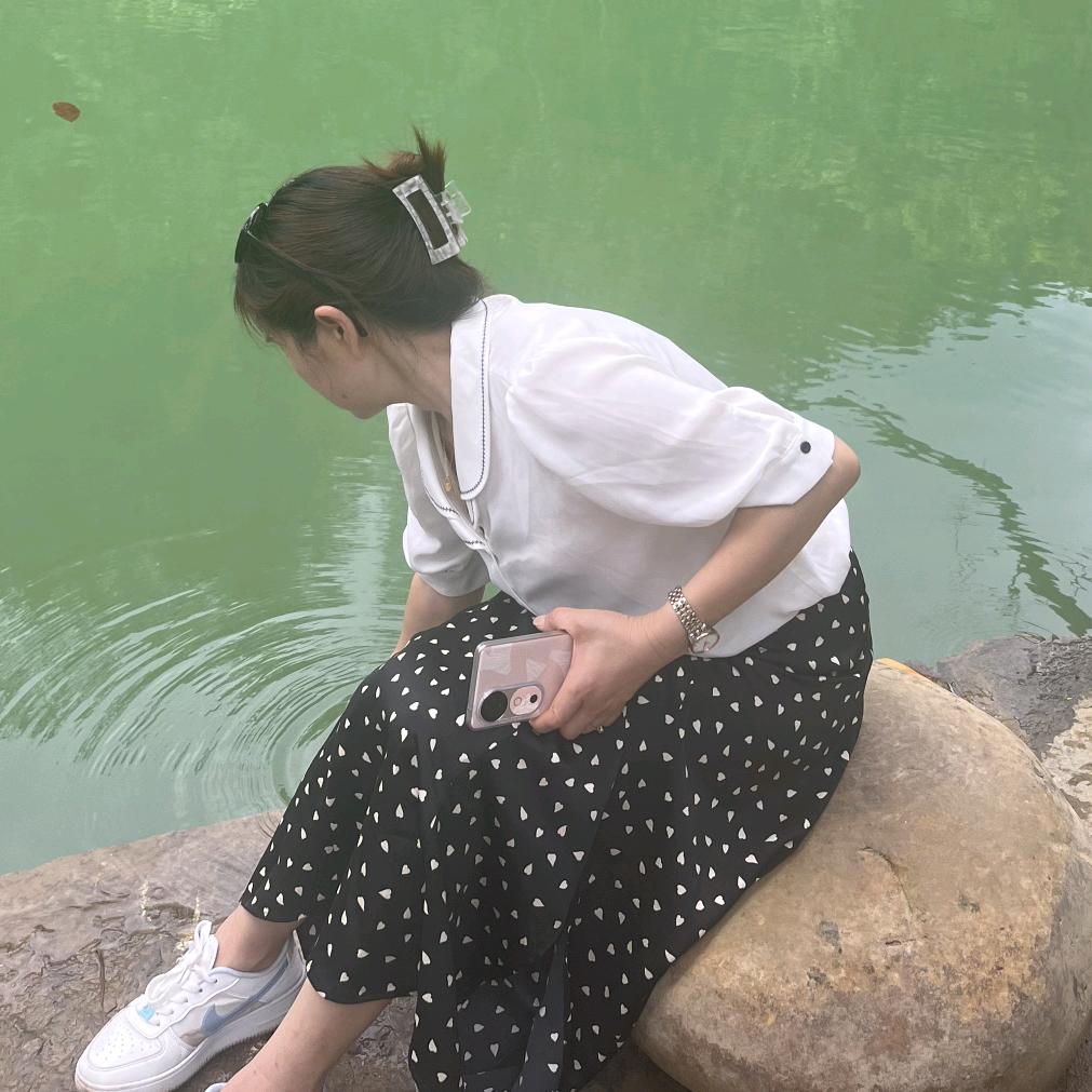 呙小玉