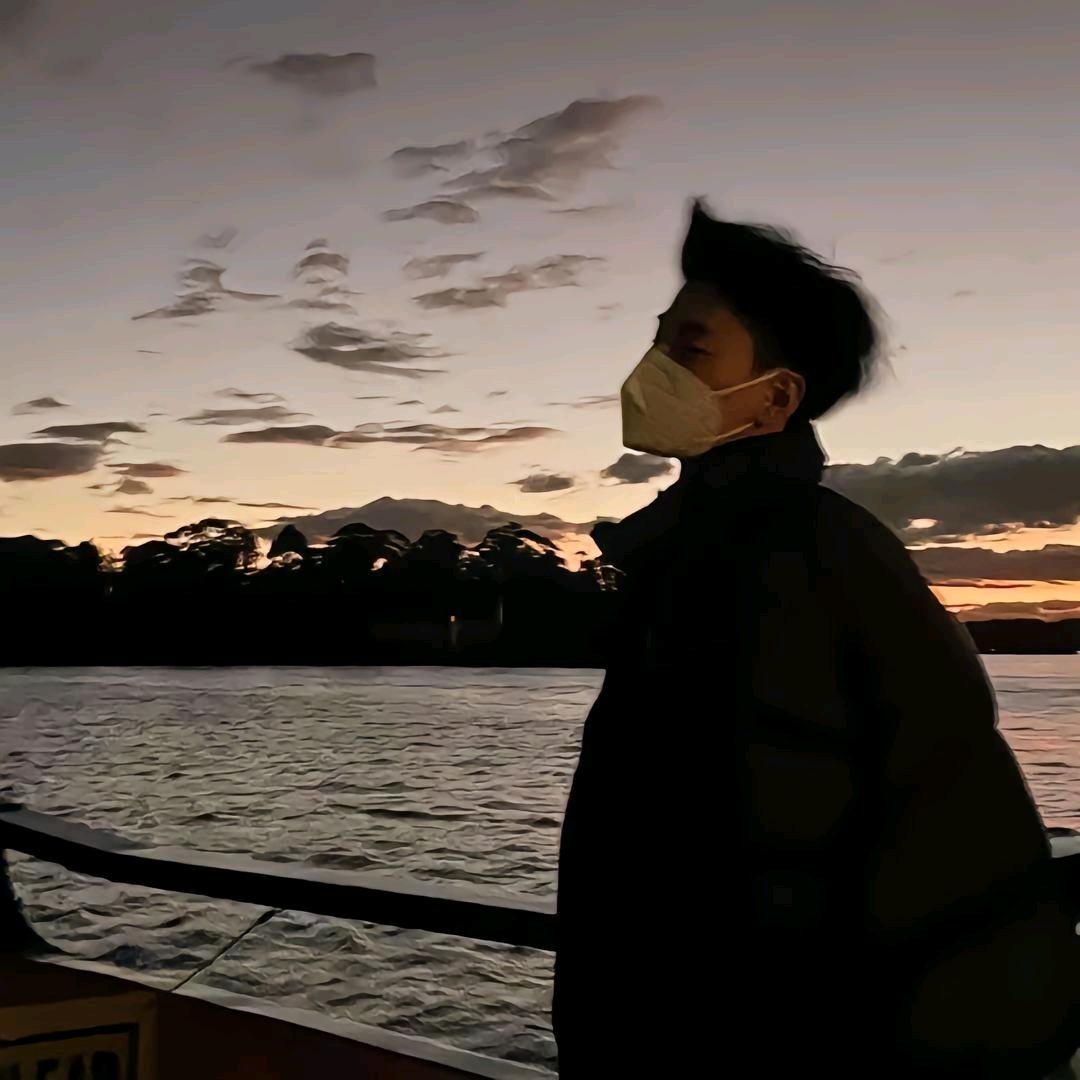 江海，