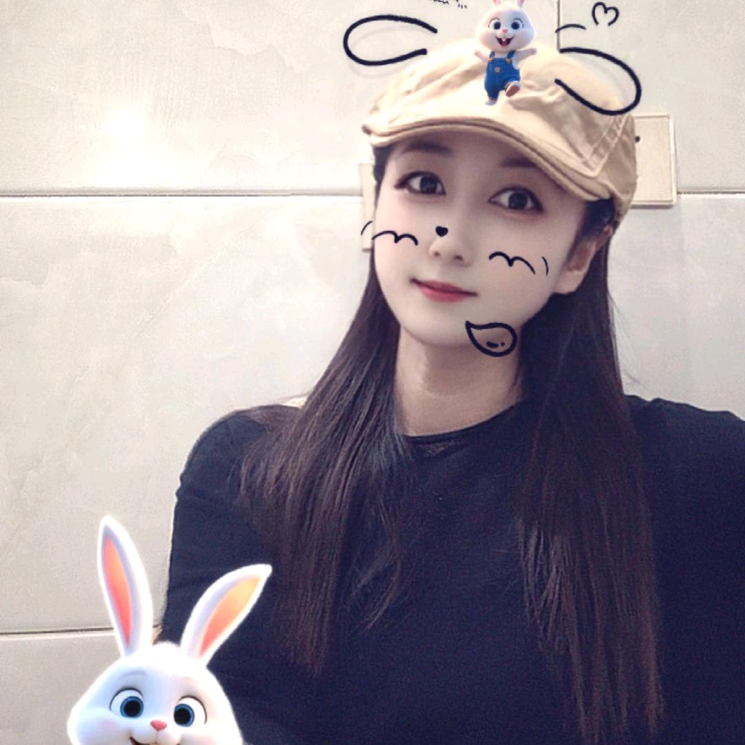 我是静静🎤