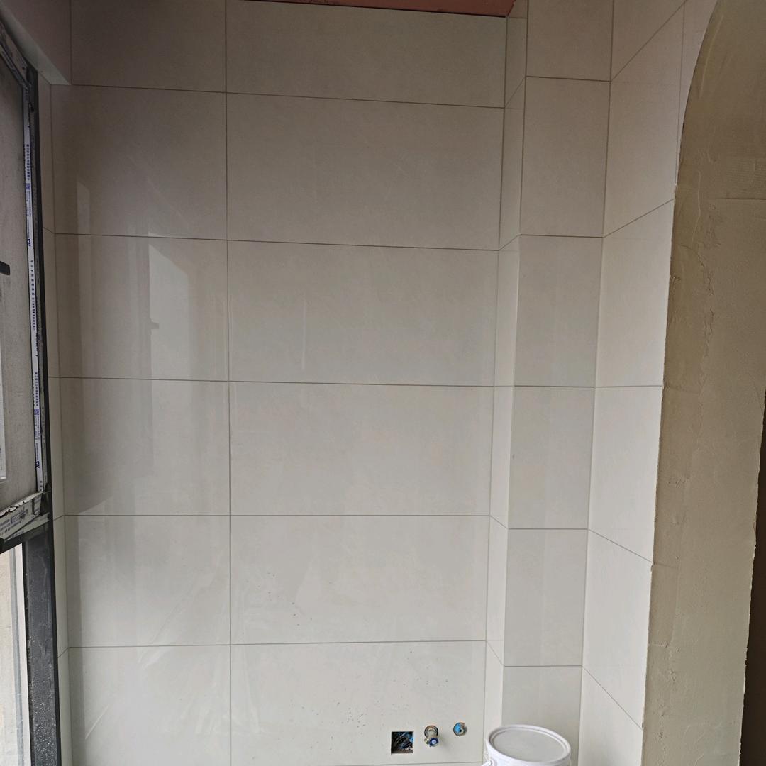 专业铺瓷砖