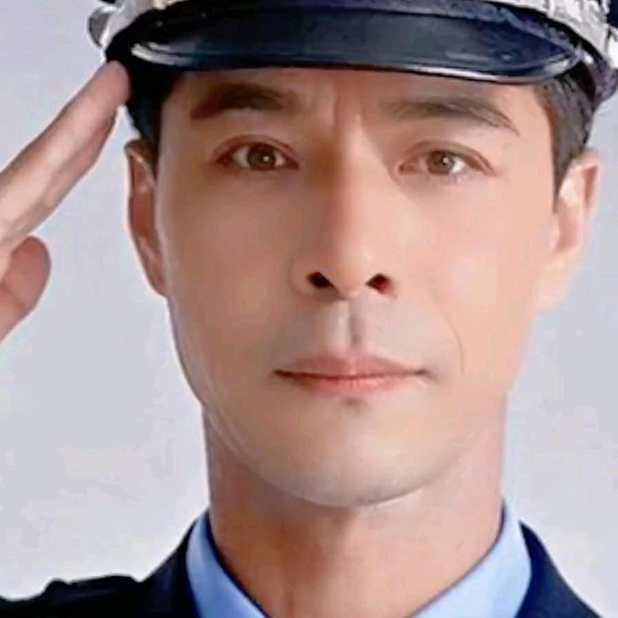 老譚！为奋斗目标向前冲善良是本担当是责任