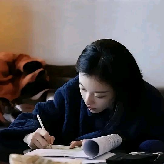 饱饱，