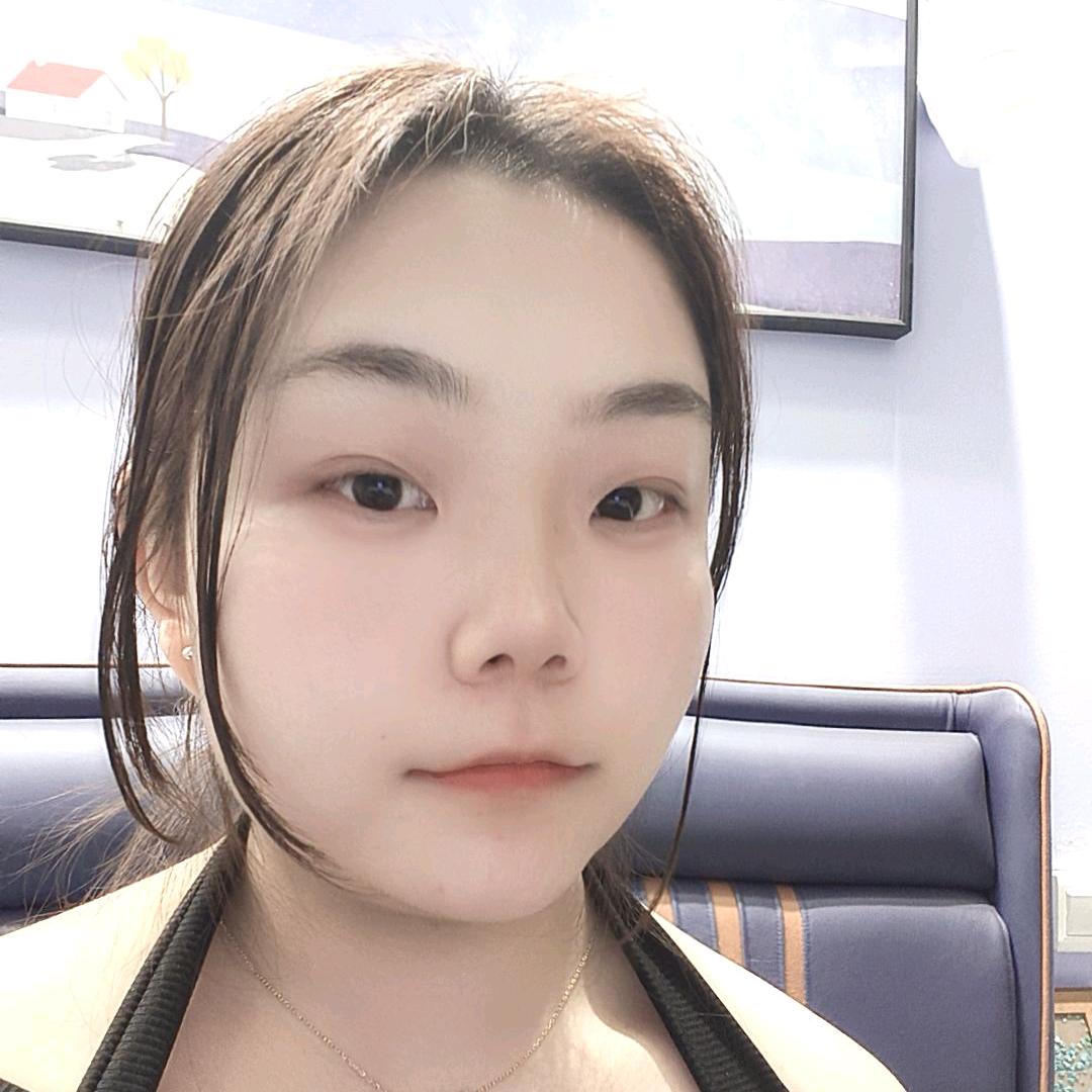 卑微牛马化妆师丹丹