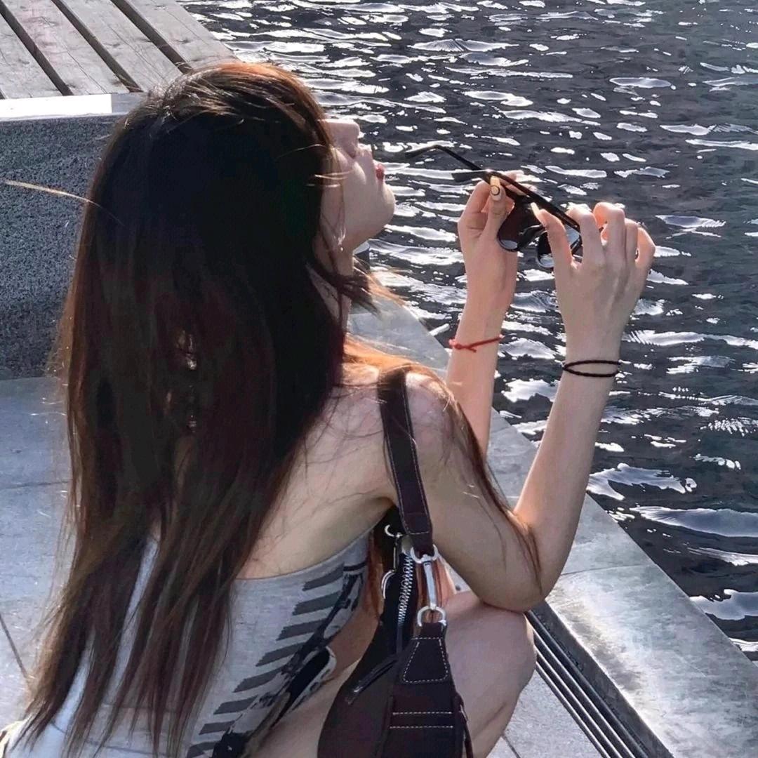 就这么钓着是吧