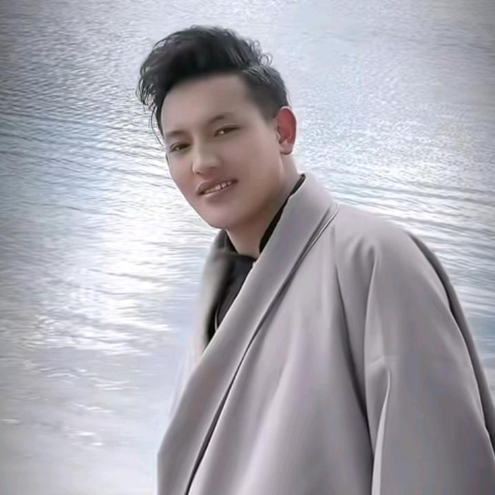 ໑ຼₒ₂5ღ 沉默男孩 ໑ຼₒ₂5ღ