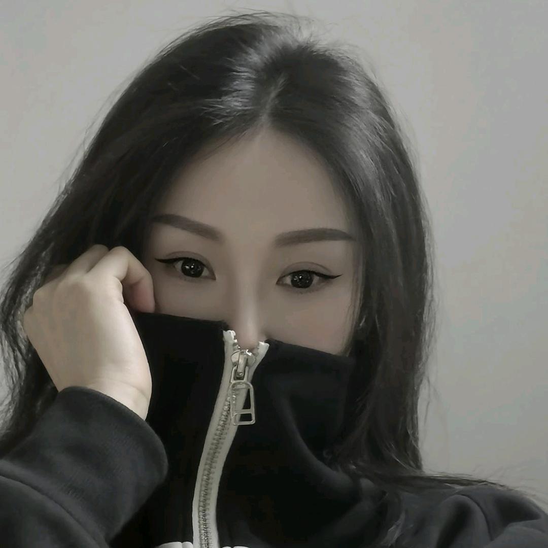 璐璐吖