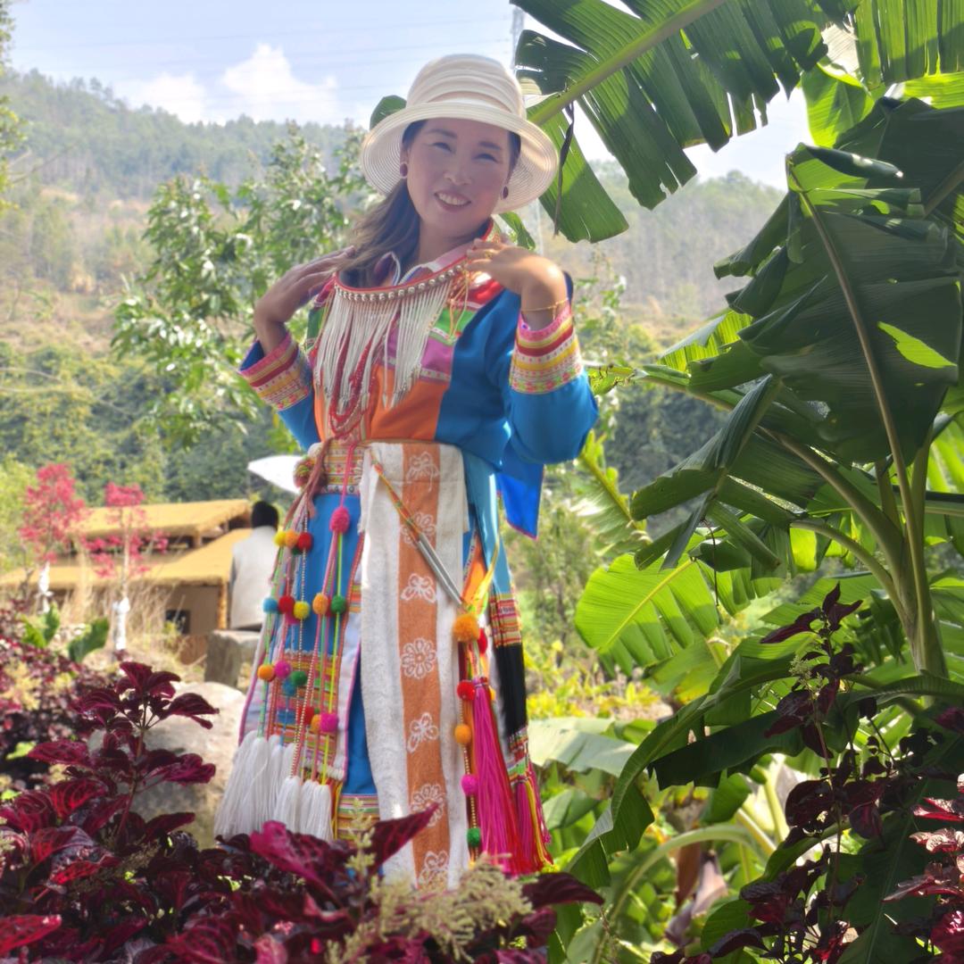 念🥰安( ｡• 👅 •｡｀)