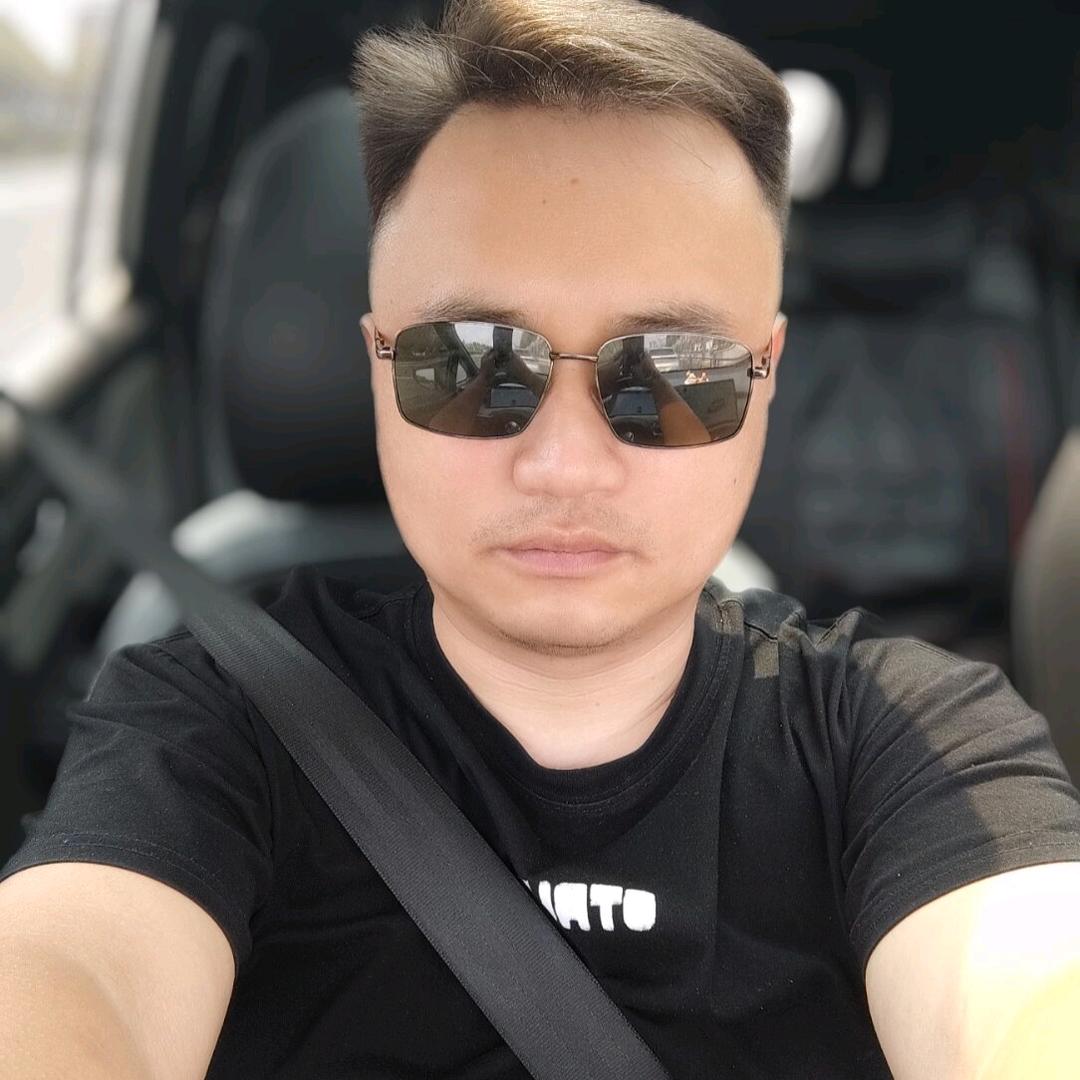爱唱歌的小司机