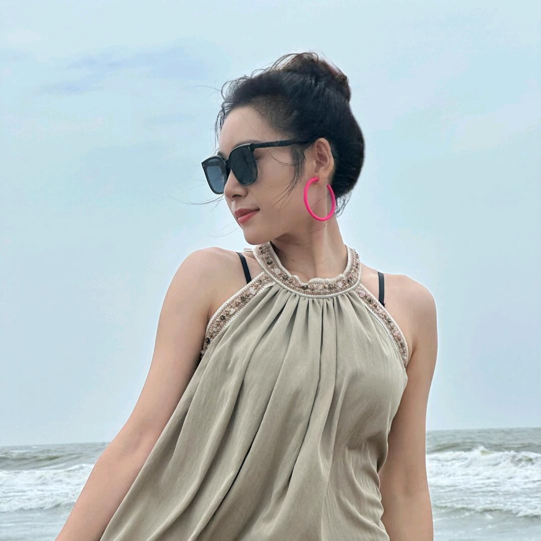 今喜美妆艺萌