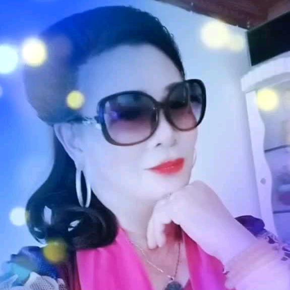 坚强的一个女人