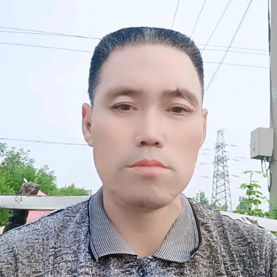 大江，专业卖西瓜大葱