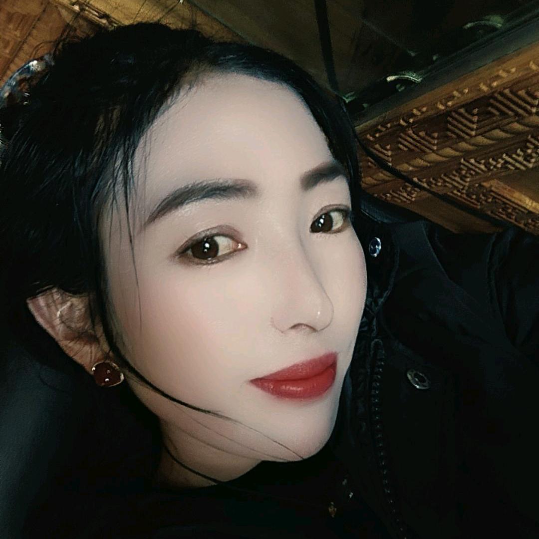 幸福女儿卓玛。