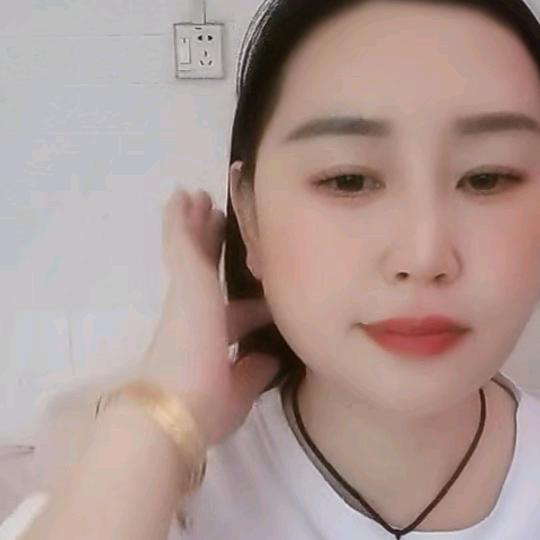 笑笑（没人爱）