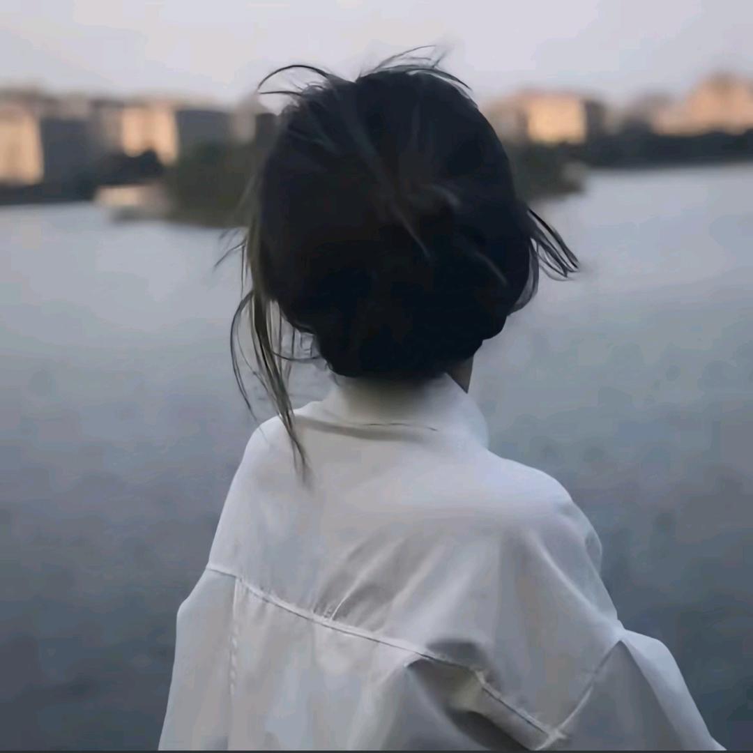 小~梅吖👄