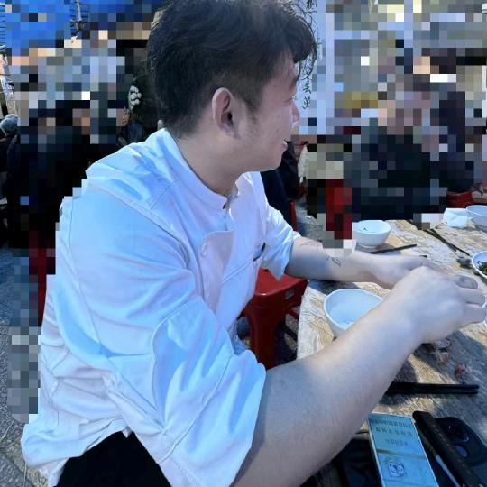 东晟餐饮服务