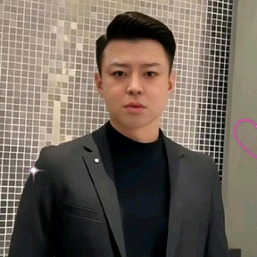 醒不完的梦🦊⁷⁰⁷