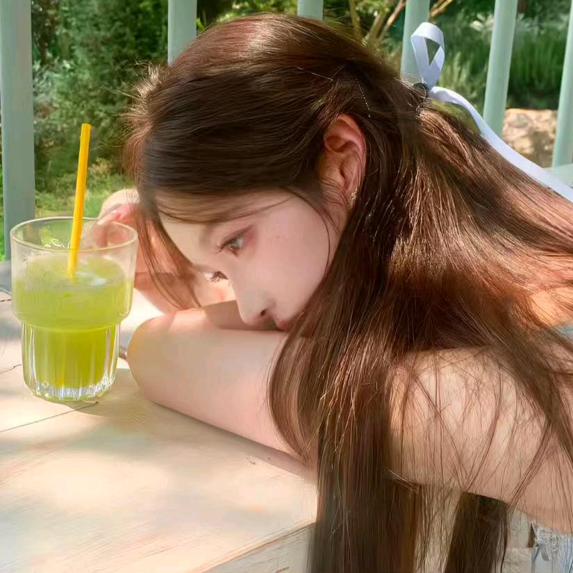 折花待春意