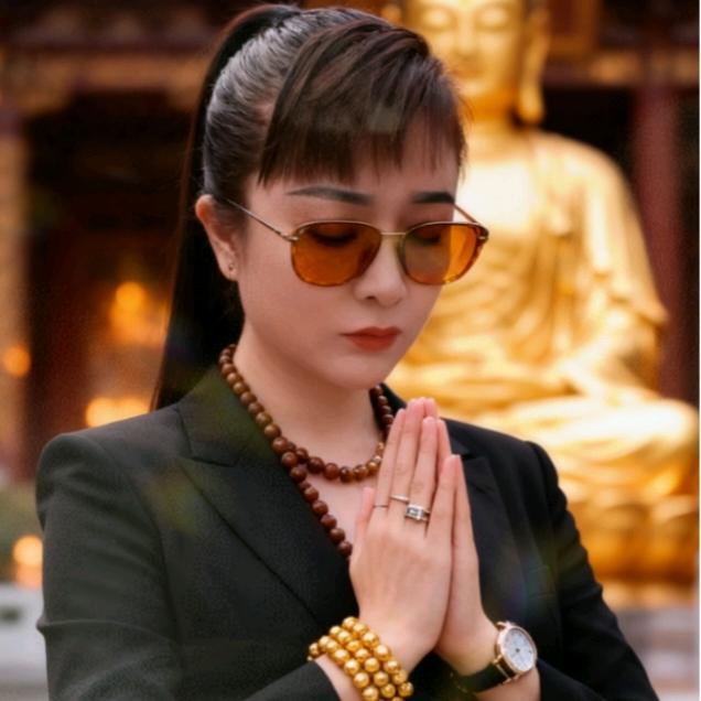 我✺一个人走，，，，