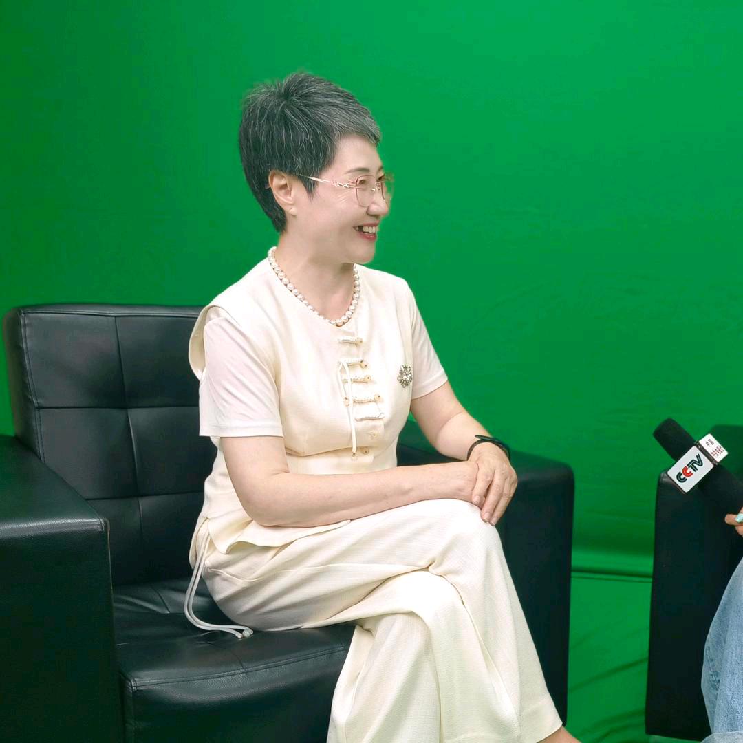 名刘彦霞，字醒悟