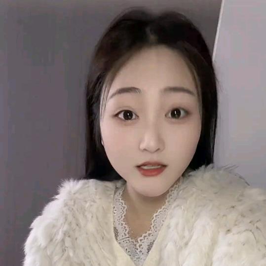 唯唯，单身，可私聊