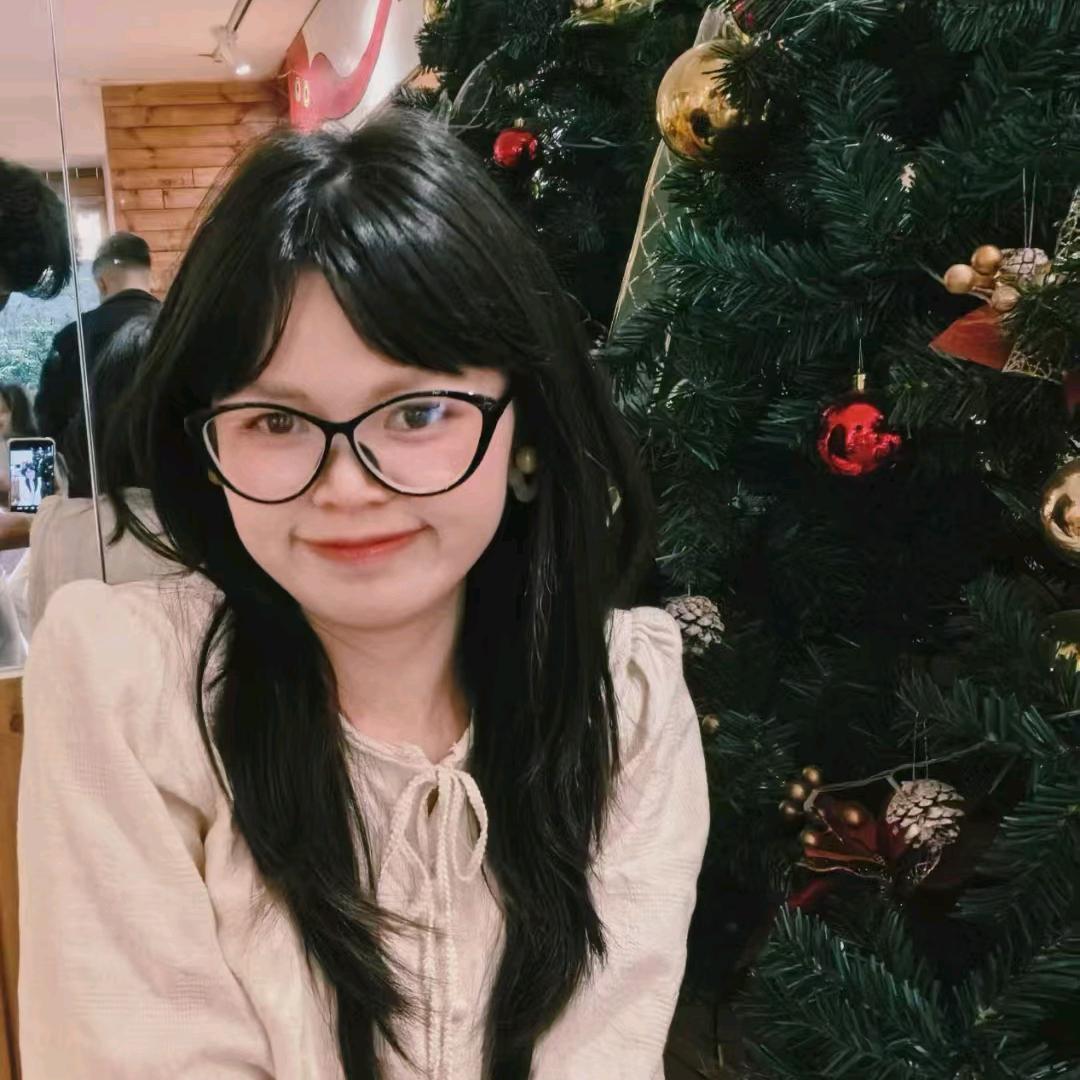 小艳姐小姑子（园园）