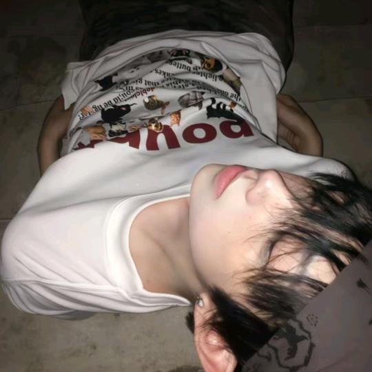 反方向的俊