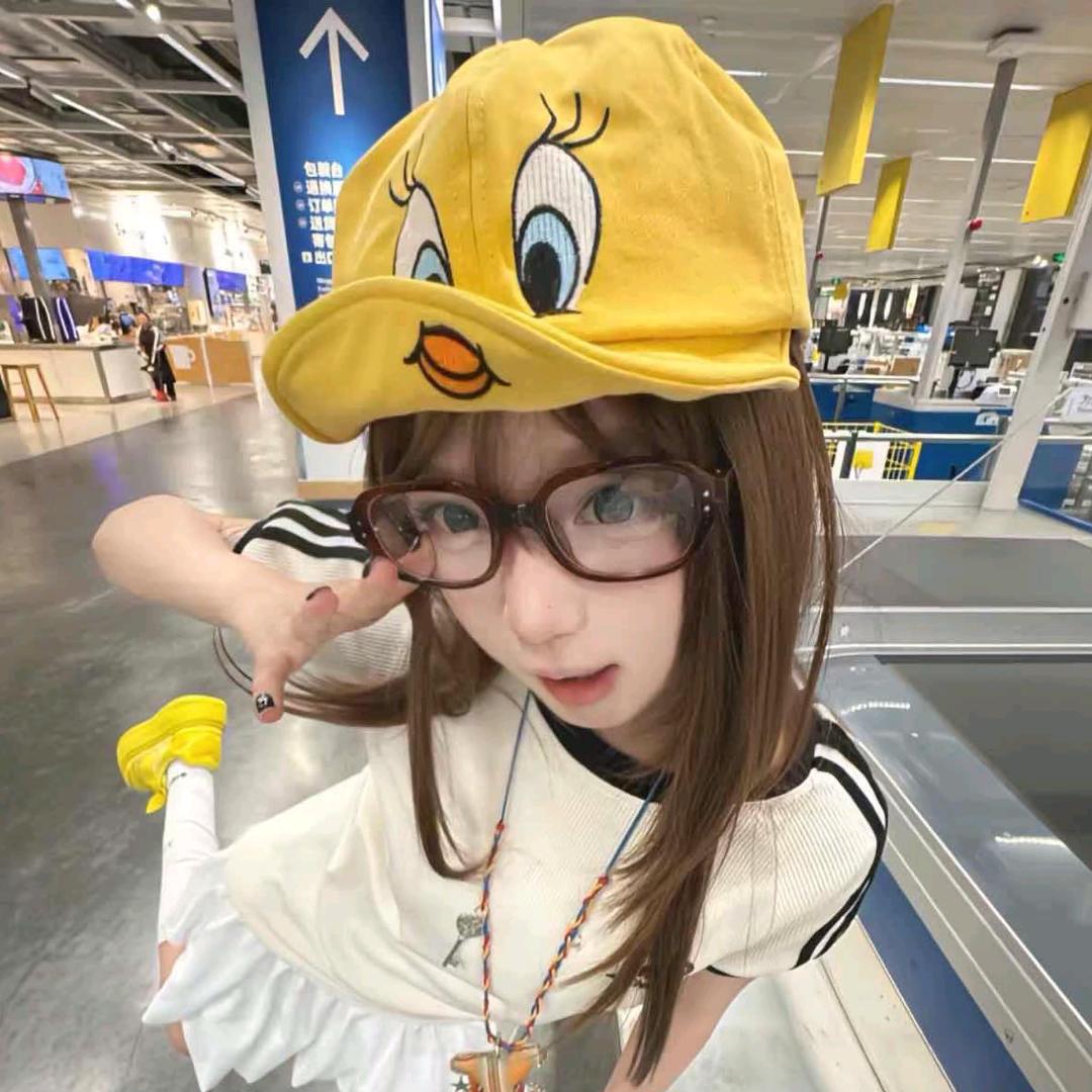 老公偷藏蕾丝内裤在外面给别人当O